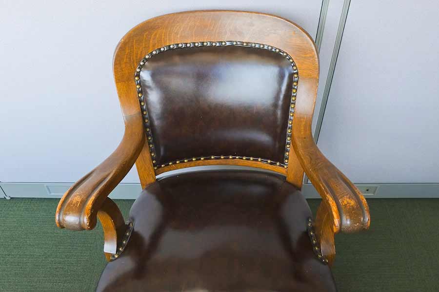 photo of  573 ½ Swivel Chair, purchased by Cass Gilbert for the 1905 Minnesota State Capitol